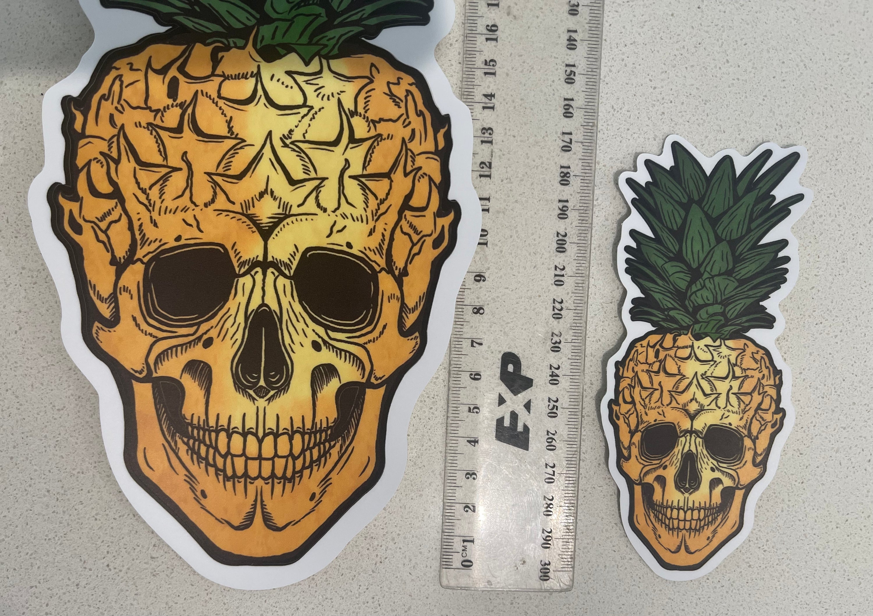 TPE Pineapple skull sticker - Extra large